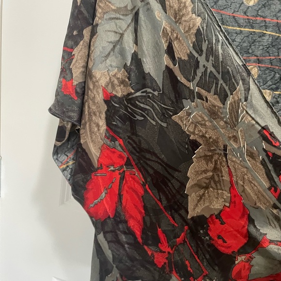 Silk kimono style cardigan - Picture 5 of 6